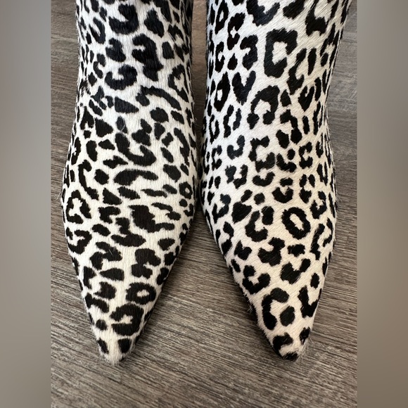 NWOT Marc Fisher Pointed Toe Leopard Calf Hair Fifily Booties - Size 7 - Picture 3 of 10